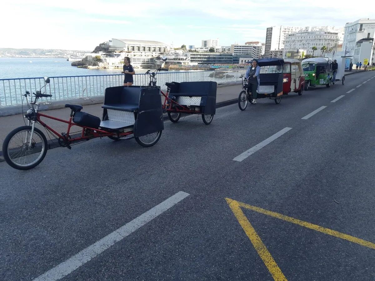 Le tuk-tuk, la façon la plus conviviale de visiter Marseille